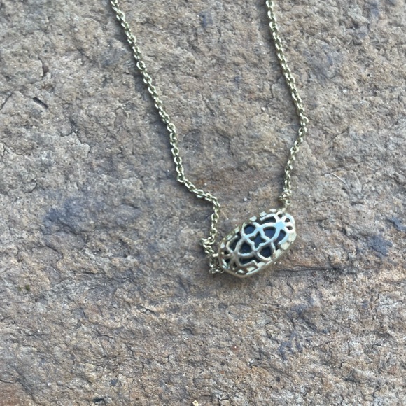 Kendra Scott Elisa necklace - Picture 2 of 3